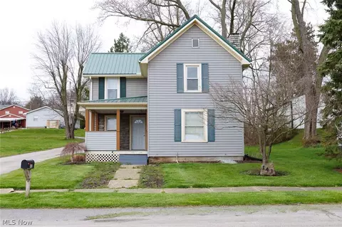 143 High St, Apple Creek, OH 44606