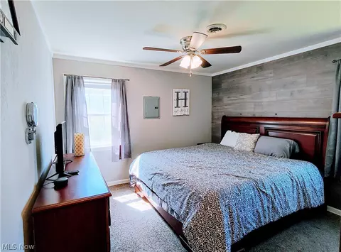 Bedroom - 1870 Benjamin Rd, Madison, OH 44057 photo 1 of 3