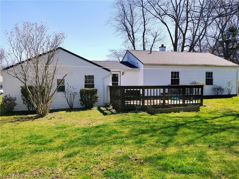 Exterior - 1870 Benjamin Rd, Madison, OH 44057 photo 10 of 11