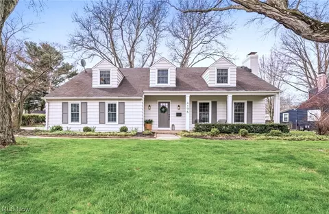 4196 Leona Dr, Rocky River, OH 44116