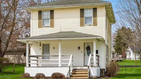 1629 Bluff St, Zanesville, OH 43701