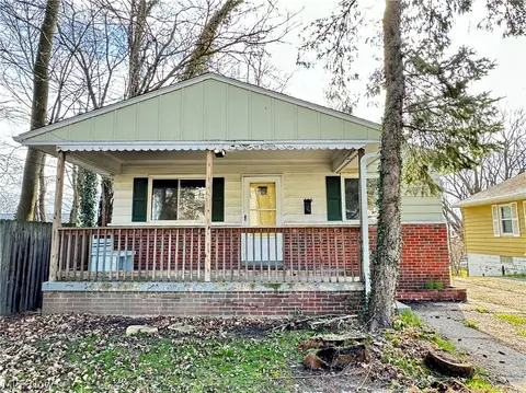 475 Whitney Ave, Akron, OH 44306