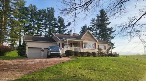 72238 Colerain Rd, Bridgeport, OH 43912