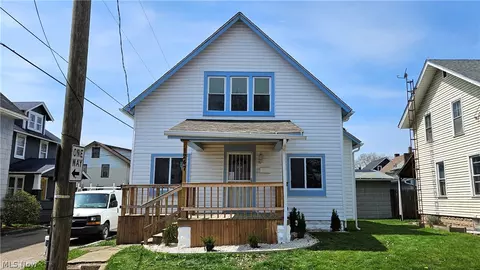 1247 Arnold Ave NW, Canton, OH 44703