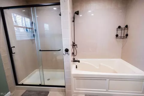 Bath - 8070 Garnet Ave, Canton, OH 44721 photo 2 of 6
