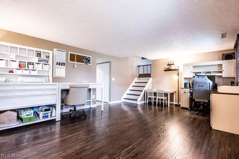 Living - 8070 Garnet Ave, Canton, OH 44721 photo 4 of 7