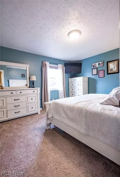 Bedroom - 8070 Garnet Ave, Canton, OH 44721 photo 3 of 6