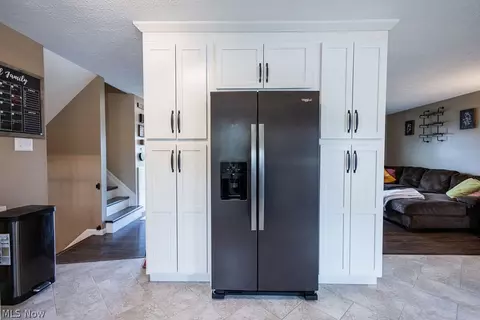 Kitchen - 8070 Garnet Ave, Canton, OH 44721 photo 5 of 6