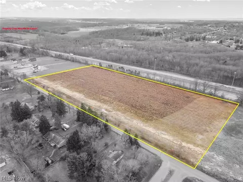 6806 S Raccoon Rd S, Canfield, OH 44406