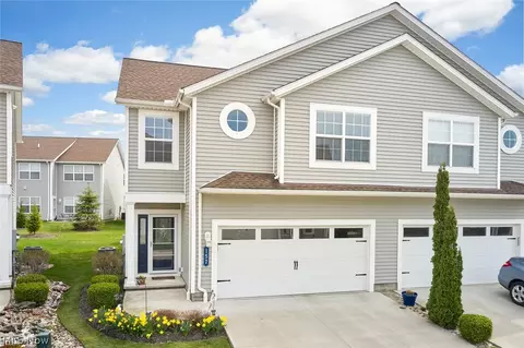 157 Larimar Dr, Eastlake, OH 44095