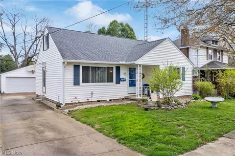 1600 Byron Ave SW, Massillon, OH 44647