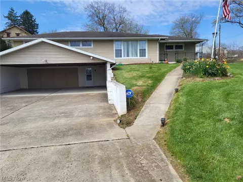 3465 Moxahala Park Rd, Zanesville, OH 43701