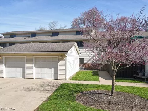 552 Main St #D, Wadsworth, OH 44281
