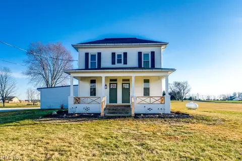 24065 Buck Rd, Alliance, OH 44601