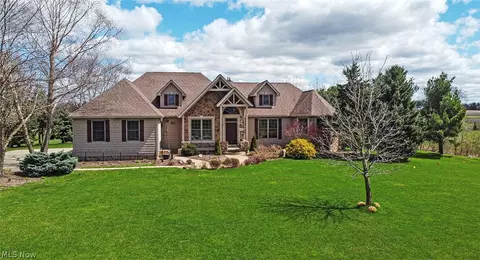 7321 Grindle Rd, Wadsworth, OH 44281