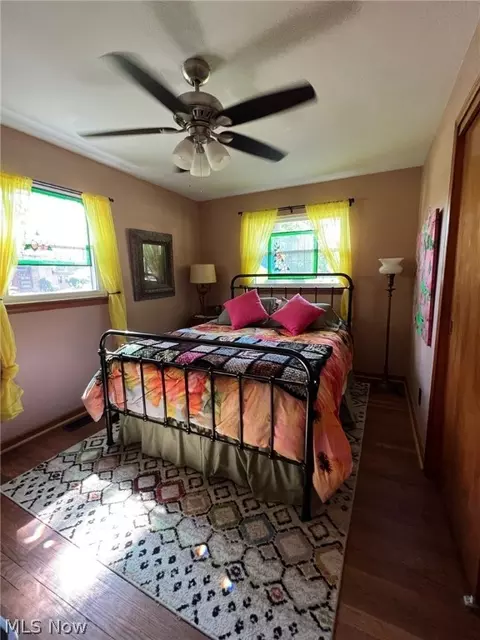 Bedroom - 62 E Shore Blvd, Timberlake, OH 44095 photo 2 of 4