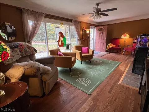 Living - 62 E Shore Blvd, Timberlake, OH 44095 photo 1 of 4