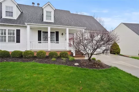 5121 Rockport Cv, Stow, OH 44224
