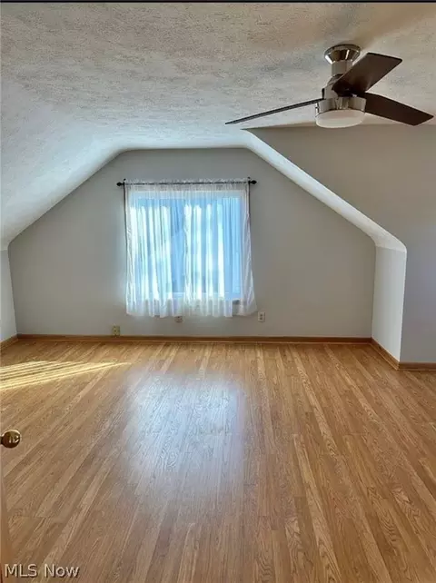 819 Thayer Ave, Ashtabula, OH 44004 photo 8