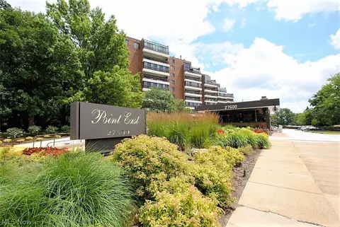 27500 Cedar Rd #709, Beachwood, OH 44122