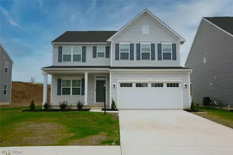 23521 Daisey Dr, Columbia Station, OH 44028