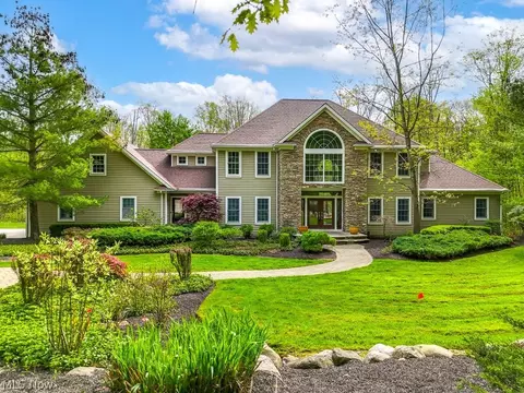 14391 Ravenna Rd, Newbury, OH 44065