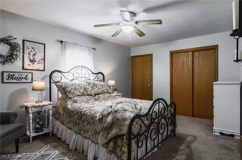Bedroom - 1088 Bear Run Rd, Cairo, WV 26337 photo 3 of 6