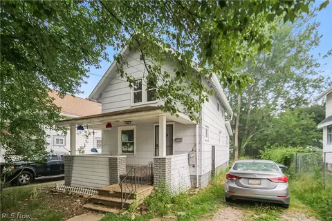 1174 Tampa Ave, Akron, OH 44314
