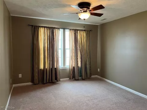 115 Firestone Dr, Berea, OH 44017 photo 17