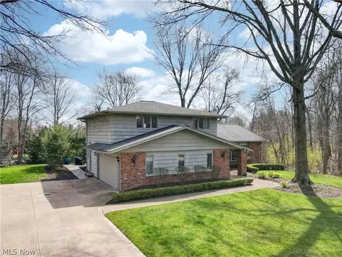 2907 Alvord Pl, Pepper Pike, OH 44124