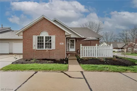 3321 Bayberry Cv, Wooster, OH 44691