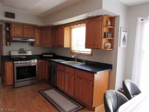 Kitchen - 2995 Marks Rd, Medina, OH 44256 photo 3 of 3