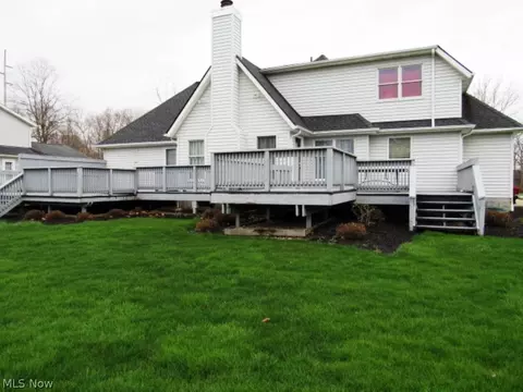 Exterior - 2995 Marks Rd, Medina, OH 44256 photo 3 of 4