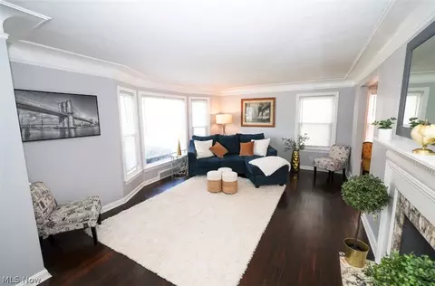Living - 165 E 209th St, Euclid, OH 44123 photo 1 of 6