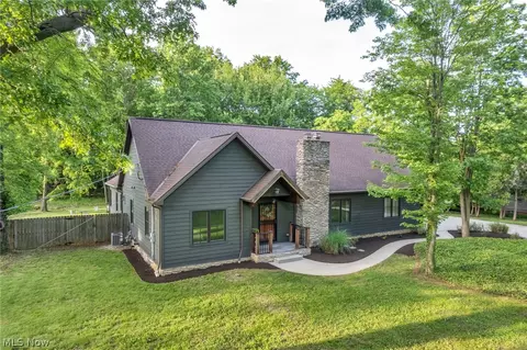 27460 Bassett Rd, Westlake, OH 44145