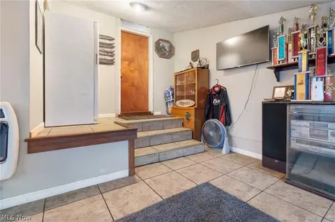 Entry Way - 229 E Porter St, Malvern, OH 44644 photo 7 of 7