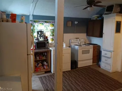 1004 East Ave, Elyria, OH 44035 photo 17
