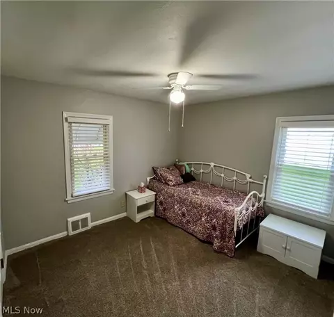 Bedroom - 2665 Robindale Ave, Akron, OH 44312 photo 5 of 7
