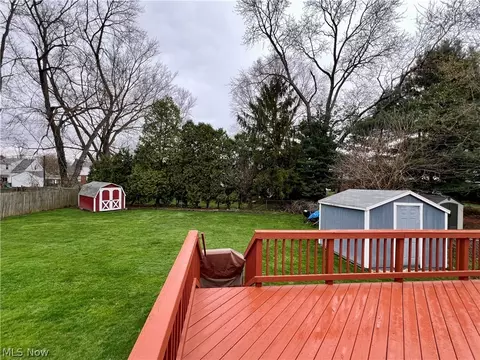 Exterior - 2665 Robindale Ave, Akron, OH 44312 photo 6 of 10