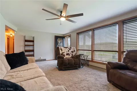 Living - 4904 3rd St NW, Canton, OH 44708 photo 1 of 4