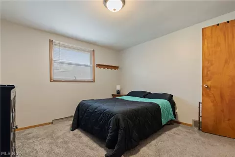 Bedroom - 4904 3rd St NW, Canton, OH 44708 photo 7 of 9