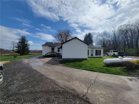 Exterior - 5636 Ledge Rd, Madison, OH 44057 photo 7 of 14