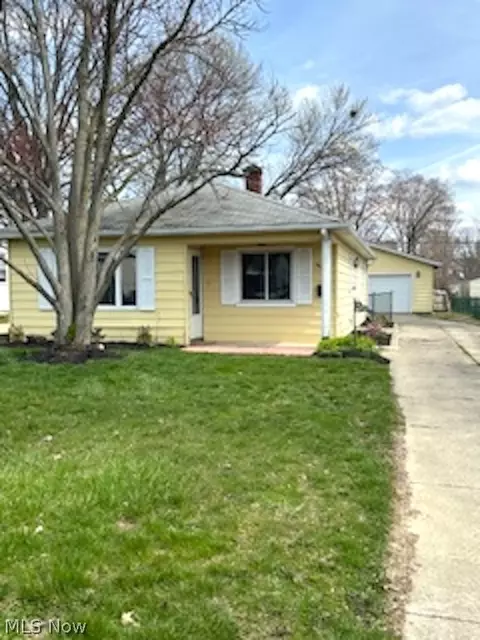 4983 Glenn Lodge Rd, Mentor, OH 44060
