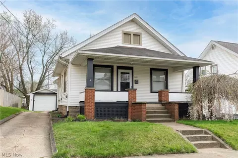 1601 Tremont Ave SW, Massillon, OH 44647