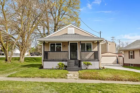 725 E Glenwood Ave, Akron, OH 44310