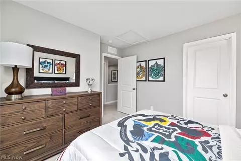Bedroom - 4615 Erhart Dr, Lorain, OH 44053 photo 10 of 13