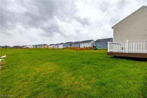 Exterior - 4615 Erhart Dr, Lorain, OH 44053 photo 6 of 10