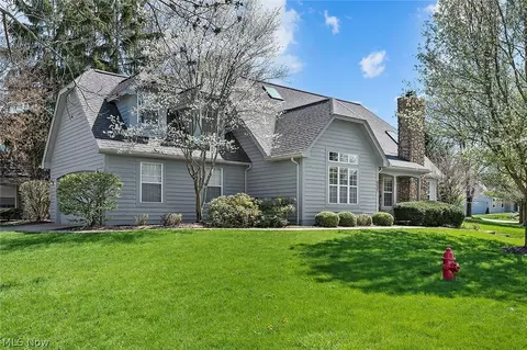 10239 Glen Eagle Ln, Twinsburg, OH 44087
