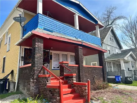 12505 Locke Ave, Cleveland, OH 44108