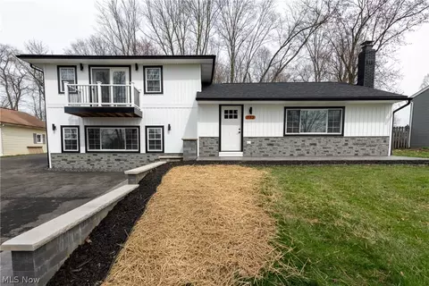 173 Rockridge Rd, Chippewa Lake, OH 44215